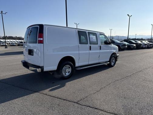 2024 Chevrolet Express 2500 Work Van