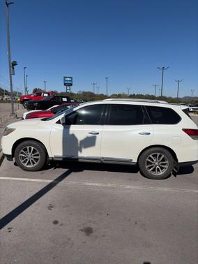 2015 Nissan Pathfinder SL