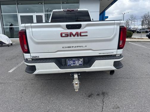 White Frost Tricoat 2023 GMC Sierra 3500 Denali