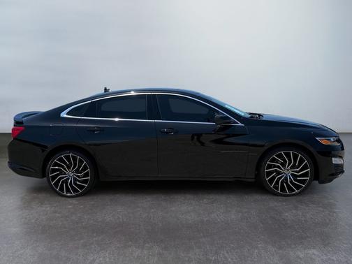 Mosaic Black Metallic 2024 Chevrolet Malibu RS