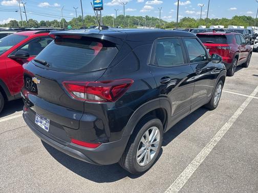 Mosaic Black Metallic 2023 Chevrolet Trailblazer LS