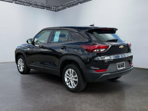 Mosaic Black Metallic 2023 Chevrolet Trailblazer LS