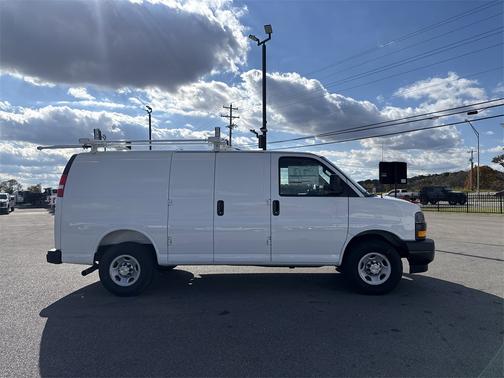 2025 Chevrolet Express 2500 Work Van