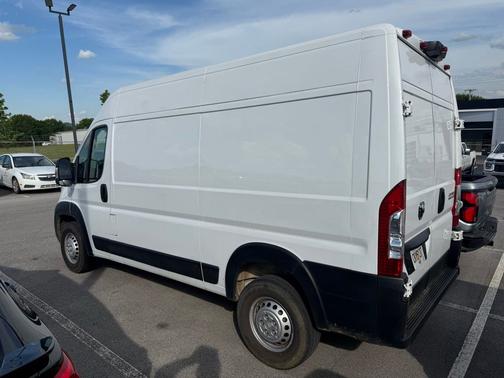 Bright White Clearcoat 2025 RAM ProMaster 2500 High Roof