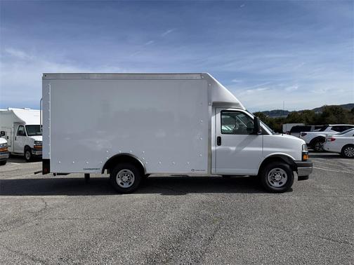 2025 Chevrolet Express 3500 Work Van