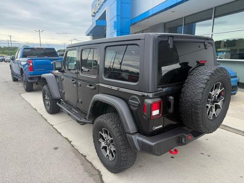 Black Clearcoat 2022 Jeep Wrangler Unlimited Rubicon
