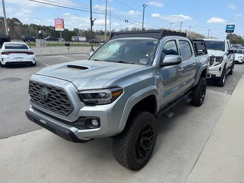 2022 Toyota Tacoma TRD Sport