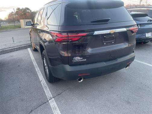 2023 Chevrolet Traverse LT