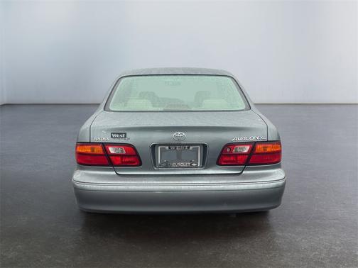 1999 Toyota Avalon XL