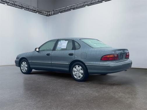 1999 Toyota Avalon XL