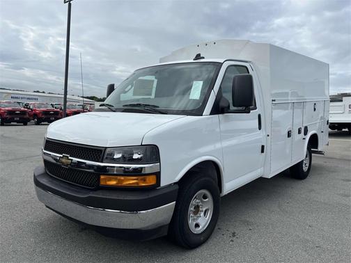 2025 Chevrolet Express 3500 Work Van
