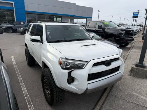2022 Toyota 4Runner TRD Off-Road Premium