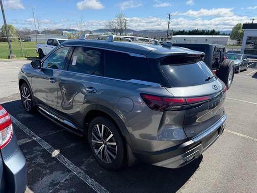 2023 INFINITI QX60 Sensory