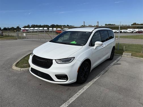 2021 Chrysler Pacifica Touring