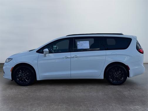 2021 Chrysler Pacifica Touring