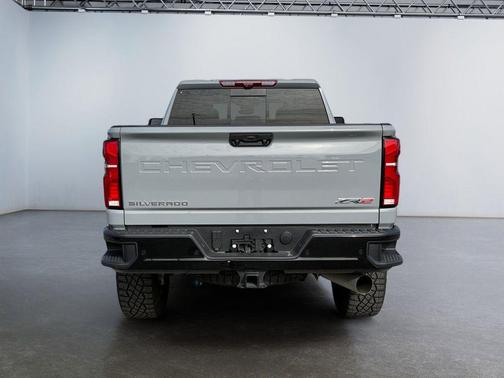 2025 Chevrolet Silverado 2500 ZR2