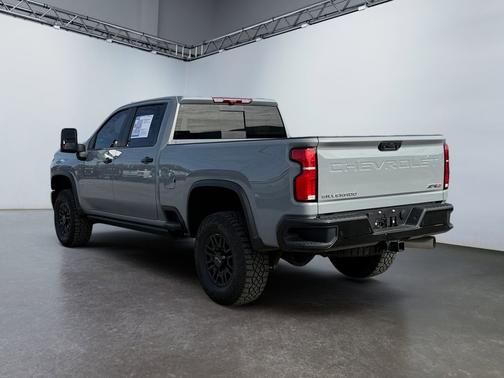 2025 Chevrolet Silverado 2500 ZR2