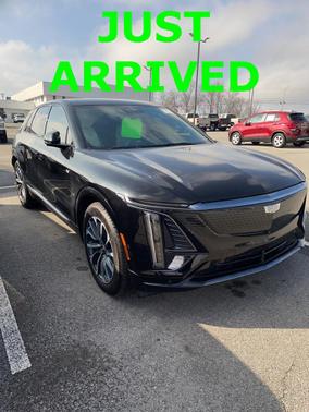 2024 Cadillac LYRIQ Sport