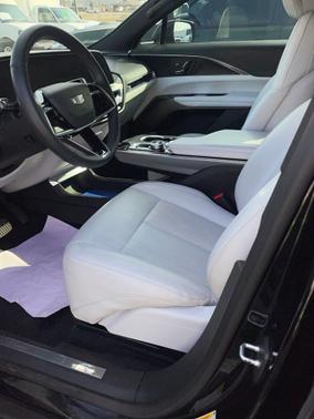 2024 Cadillac LYRIQ Sport