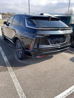 2024 Cadillac LYRIQ Sport