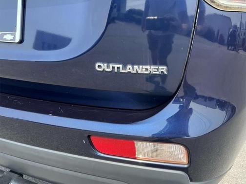 2014 Mitsubishi Outlander SE