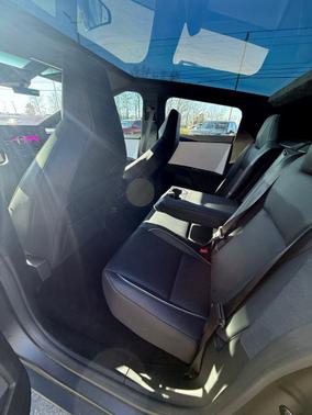 2024 Tesla Cybertruck Base