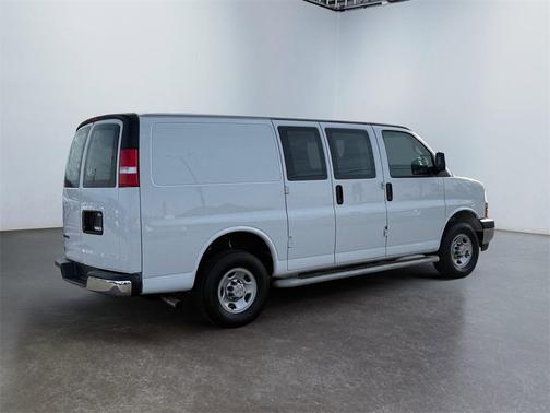 2024 Chevrolet Express 2500 Work Van