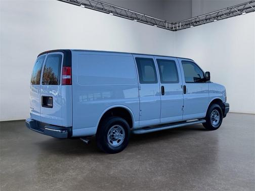 2024 Chevrolet Express 2500 Work Van