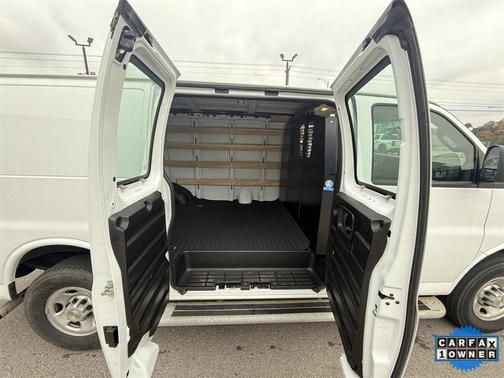 2024 Chevrolet Express 2500 Work Van