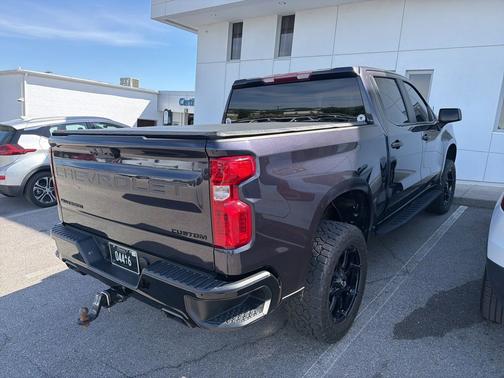 Dark Ash Metallic 2022 Chevrolet Silverado 1500 Custom Trail Boss