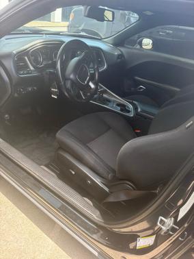 Pitch Black Clearcoat 2019 Dodge Challenger R/T
