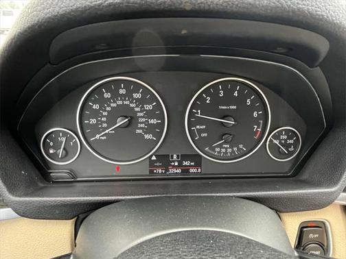 2017 BMW 320 320i