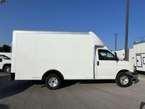 2025 Chevrolet Express 3500 Work Van