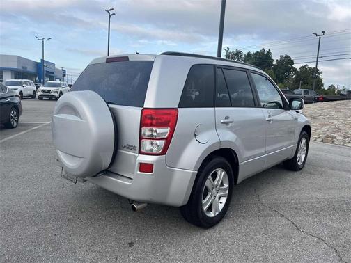 2006 Suzuki Grand Vitara Luxury