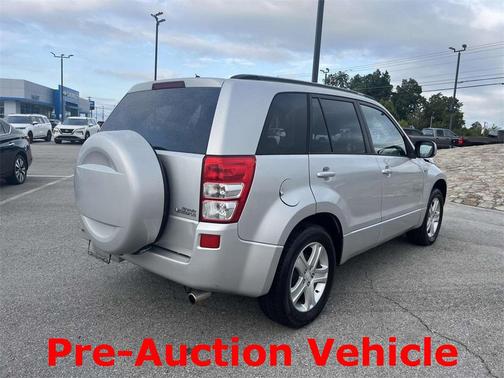 2006 Suzuki Grand Vitara Luxury