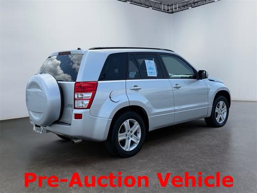 2006 Suzuki Grand Vitara Luxury