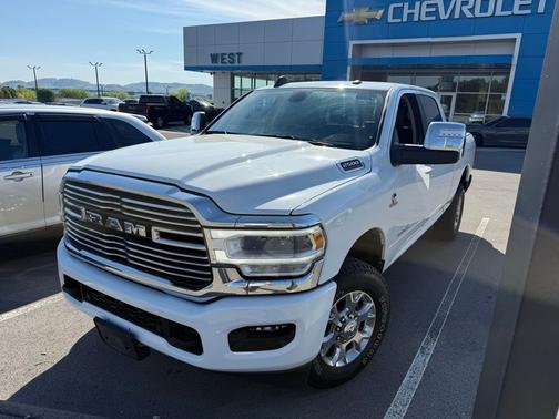 Bright White Clearcoat 2024 RAM 2500 Laramie