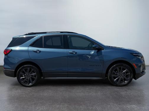 Lakeshore Blue Metallic 2024 Chevrolet Equinox RS