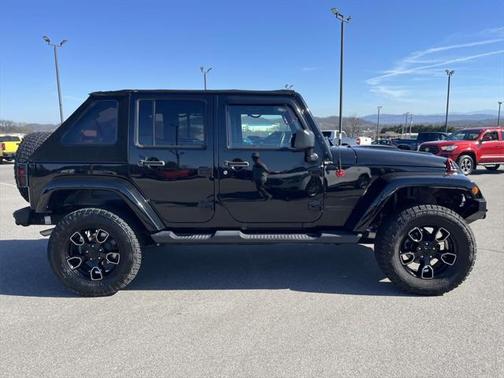 2018 Jeep Wrangler JK Unlimited Altitude