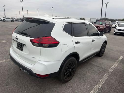 2017 Nissan Rogue S