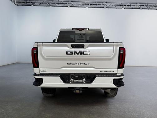 2024 GMC Sierra 2500 Denali Ultimate