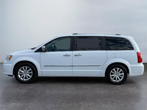 2016 Chrysler Town & Country Limited