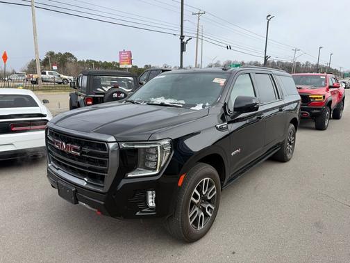 2021 GMC Yukon XL AT4