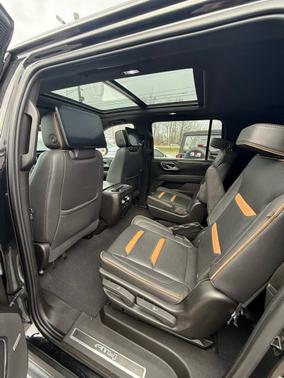 2021 GMC Yukon XL AT4