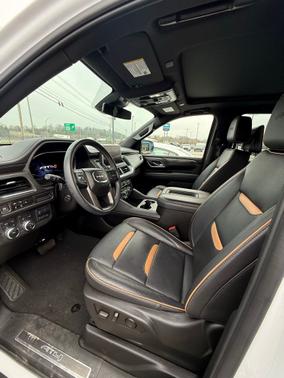 2023 GMC Yukon AT4