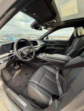 2024 Cadillac LYRIQ Luxury
