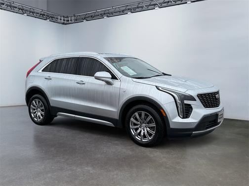 2020 Cadillac XT4 Premium Luxury