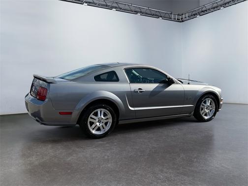 2007 Ford Mustang GT Premium