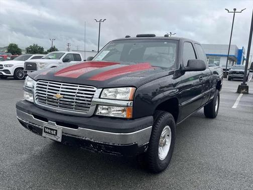 2004 Chevrolet Silverado 1500 LS