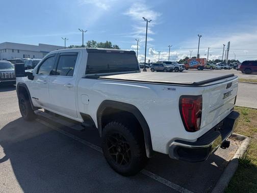 Summit White 2024 GMC Sierra 2500 SLE